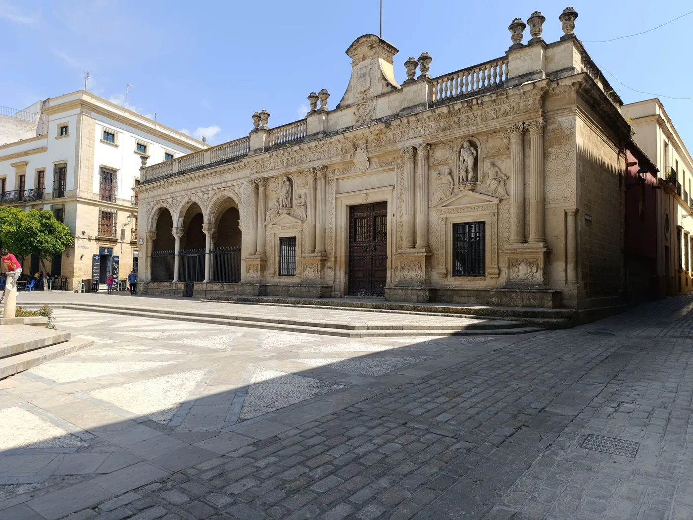 The historic streets of Jerez de la Frontera near the Royal Andalusian School